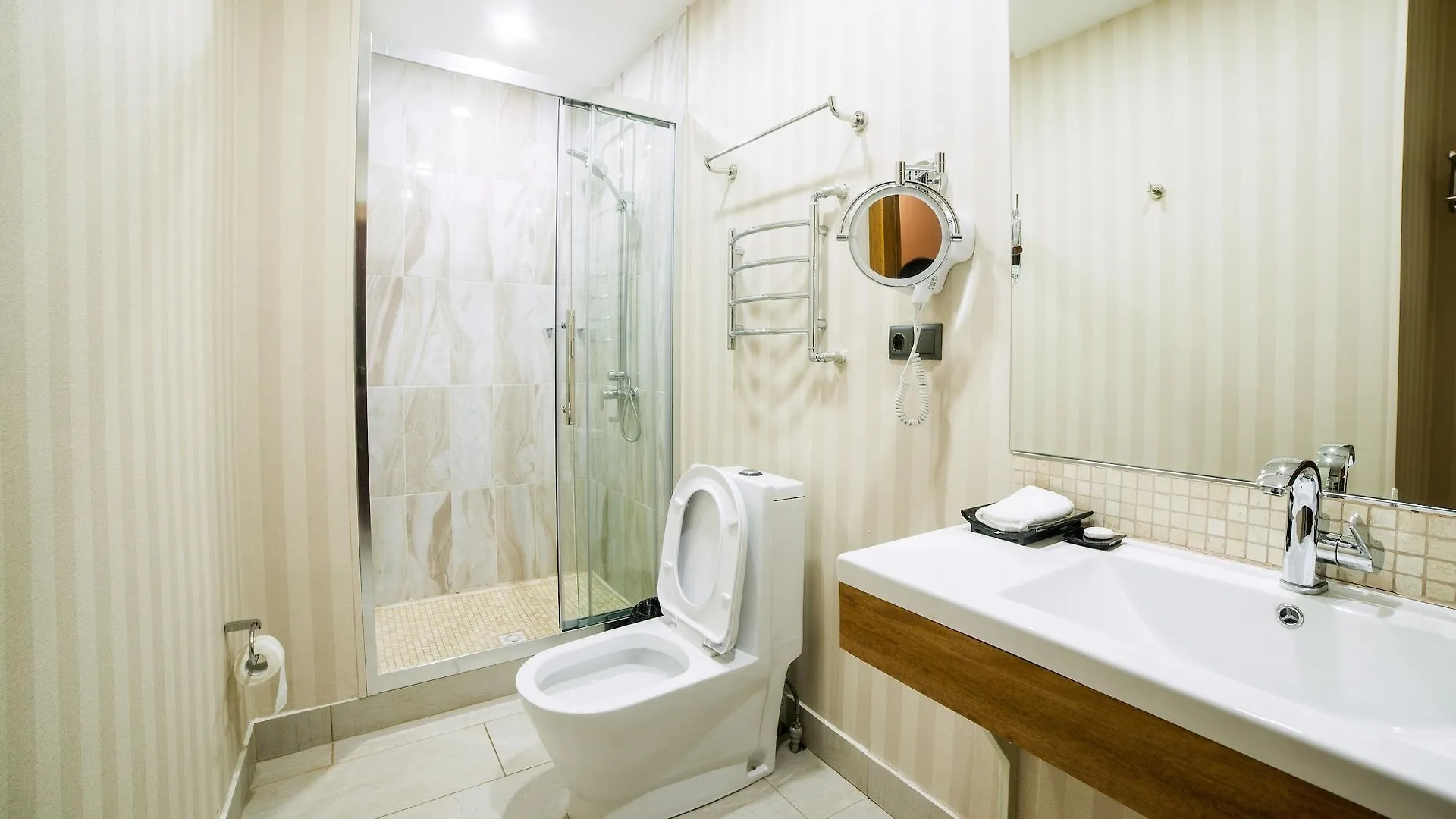Absolute Hotel Akmola 4*,  Kazakistan